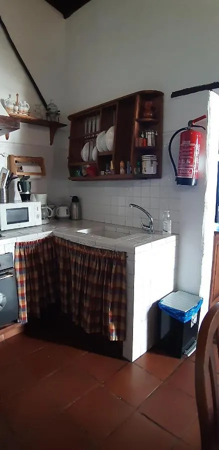 Casa Rural Finca Las Dulces Chío 0*,  Ισπανία