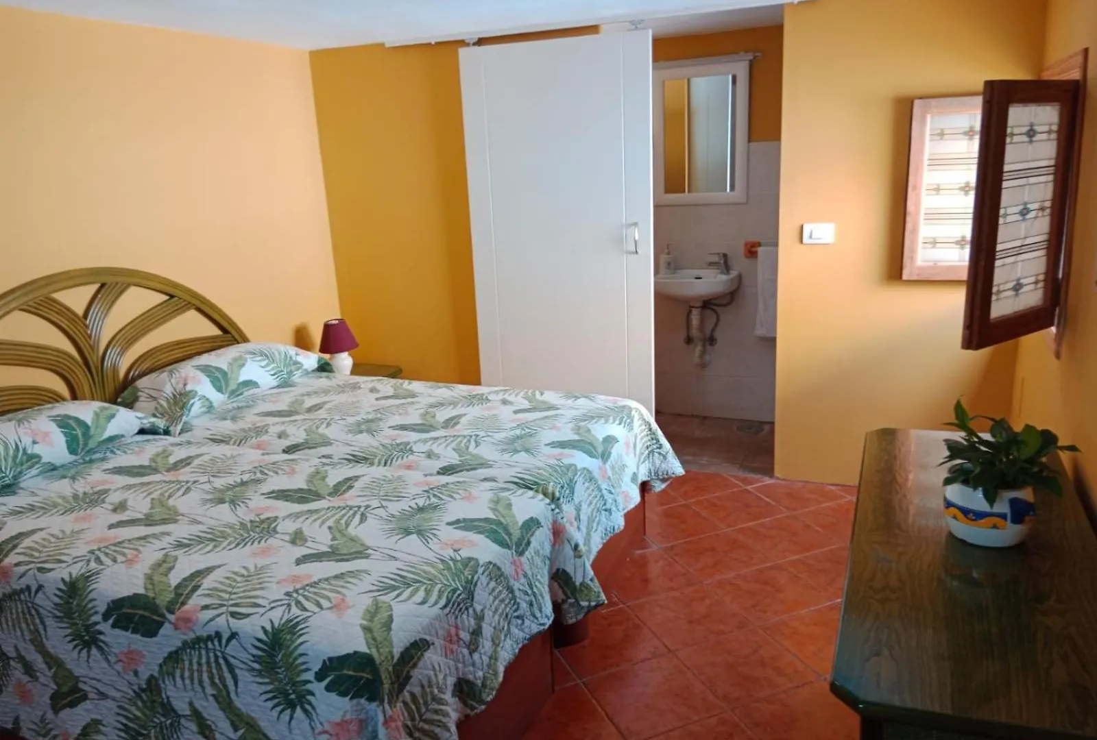 Casa Rural Finca Las Dulces Chío Κατάλυμα σε φάρμα