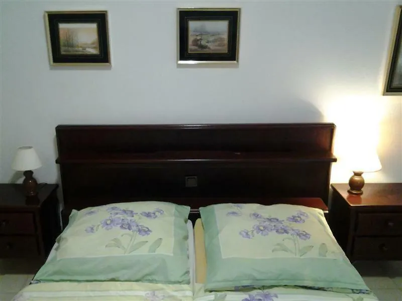Casa Rural Finca Las Dulces Chío Κατάλυμα σε φάρμα